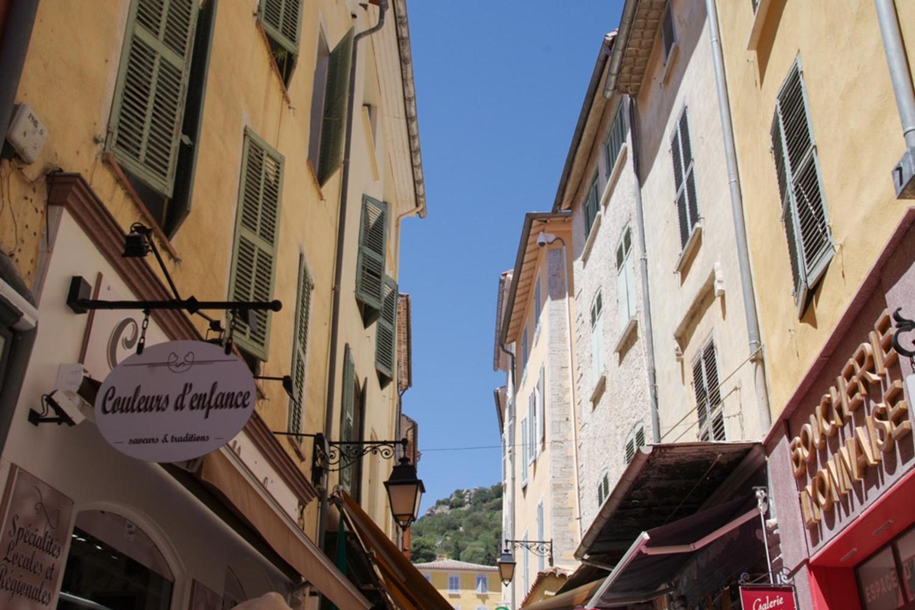Le Palmae, Serenite Et Charme En Coeur De Ville 耶尔 外观 照片